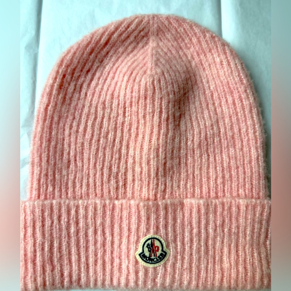 Moncler Beanie Light Pink Wool/Cashmere Women's Authentic' Gorgeous -Medium